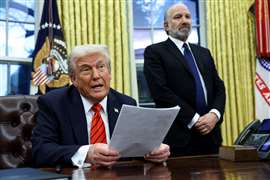 Donald Trump discussess steel and aluminium tariffs in the White House (Image: REUTERS/Kevin Lamarque)