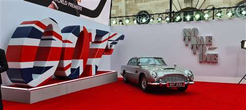 Layher No Time to Die premier 